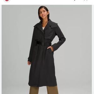 Lululemon trench rain coat